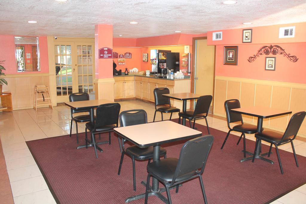 Bays Inn And Suites Baytown Bagian luar foto
