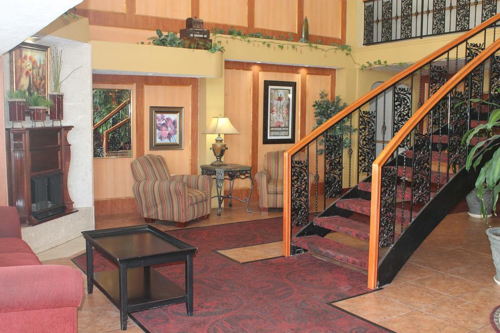 Bays Inn And Suites Baytown Bagian luar foto